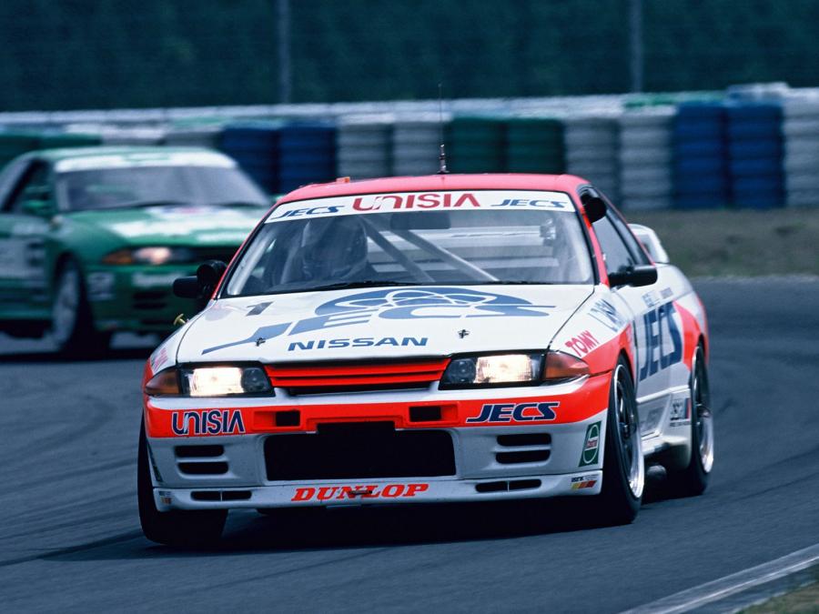  Nissan Skyline GT-R JGTC Race Car 1989 года  (фото 10 из 14)